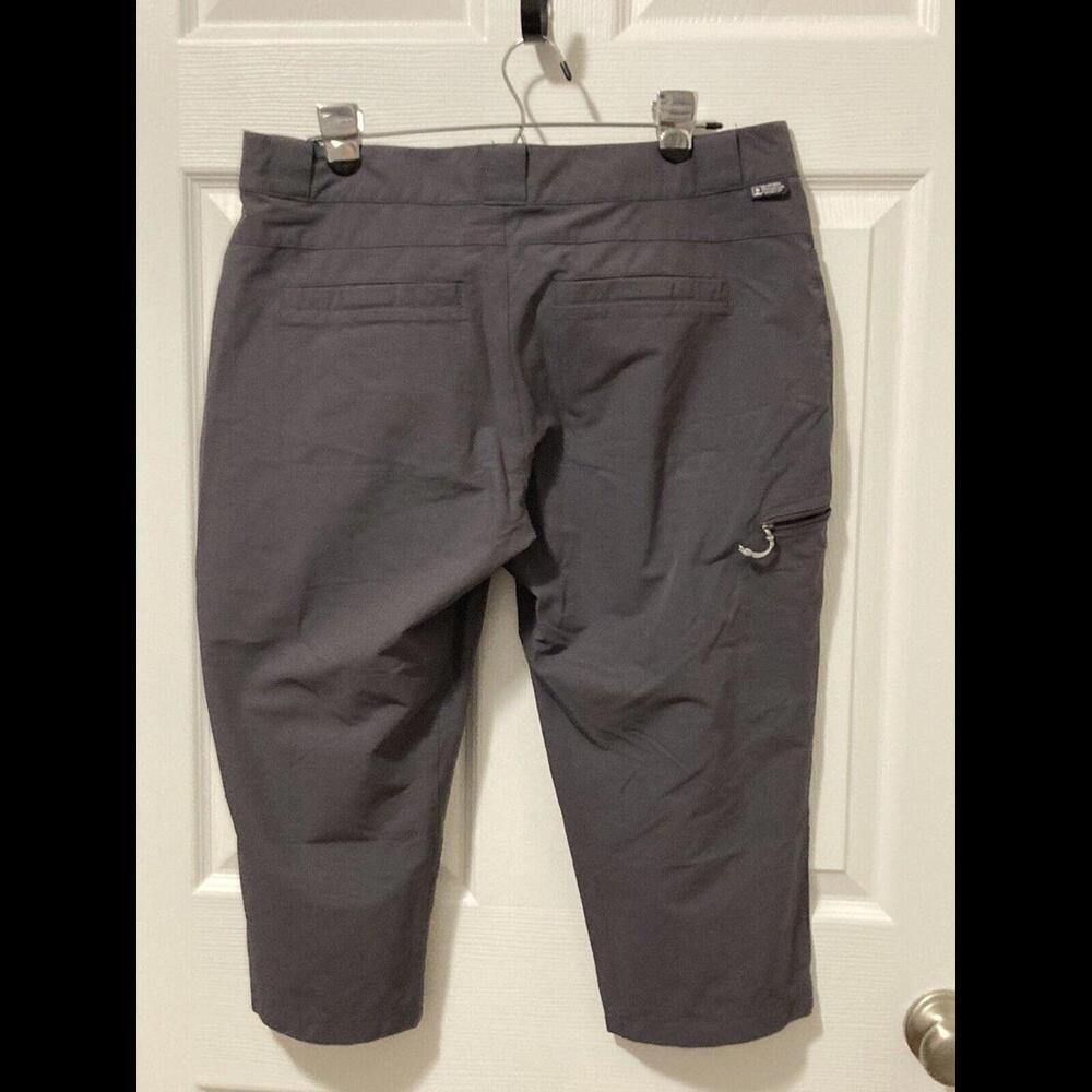 Explore in Style with EMS Women's Compass 4-Points Trek Capri - Size 12!